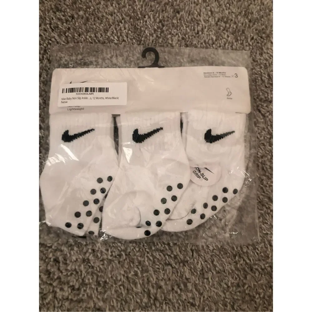 Nike Baby Gripper Socks Size 6-12 Months White 3 pack